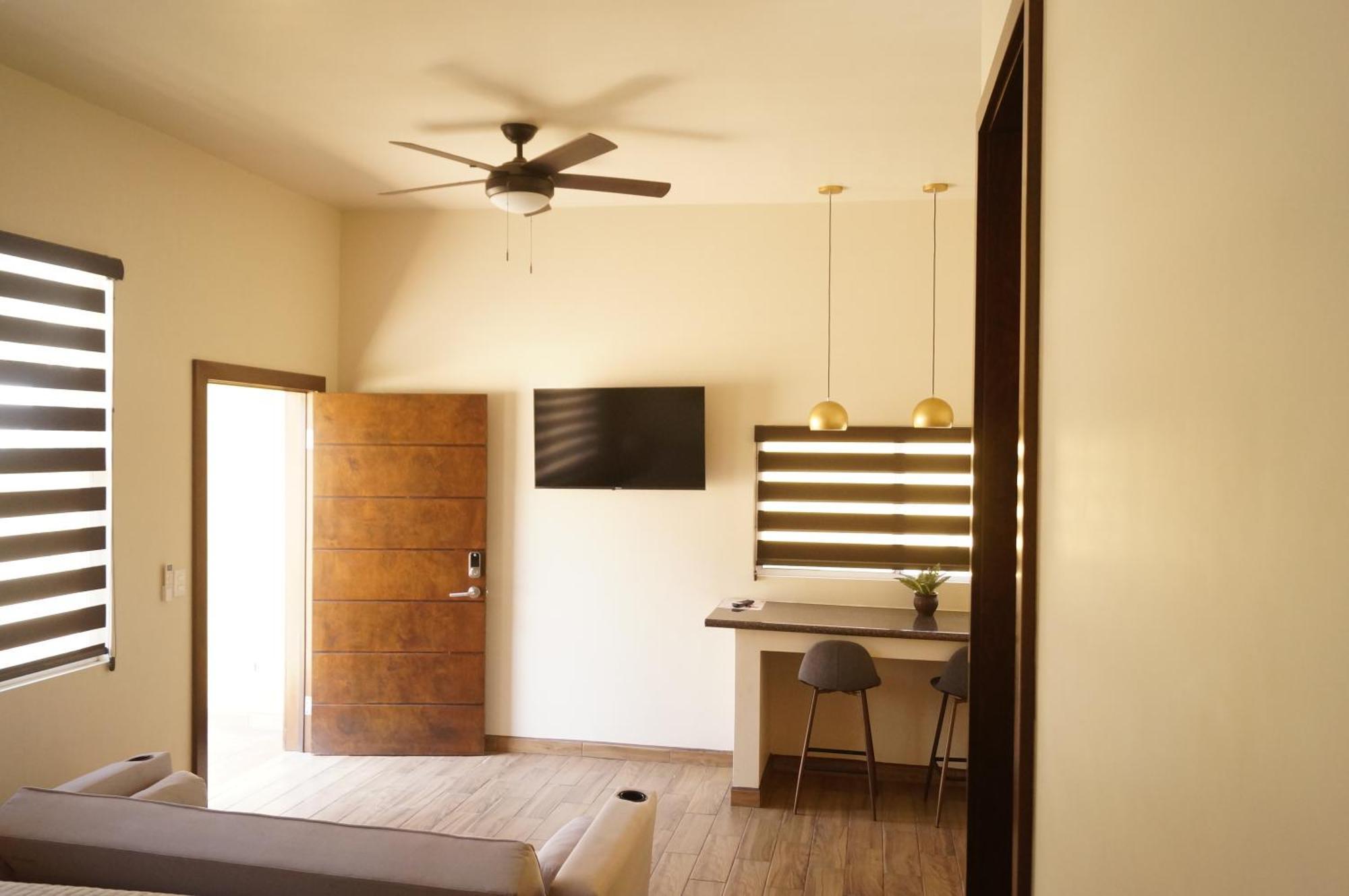 Cozy & Quiet Pet Friendly Studio 恩塞纳达港 外观 照片
